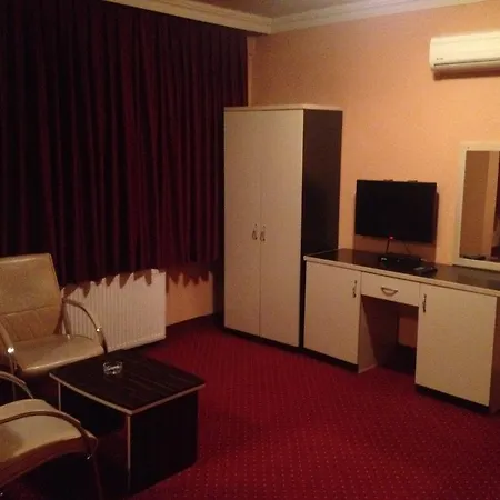Minabir Hotel