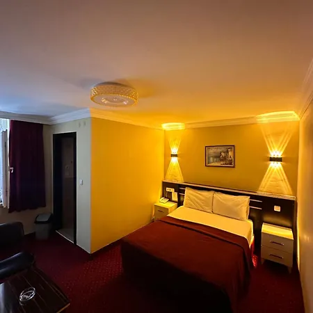 Minabir Hotel