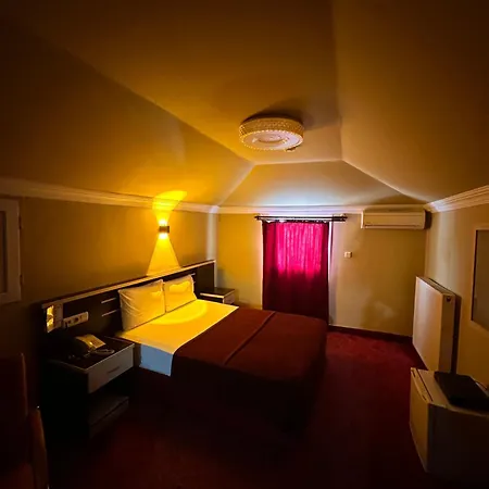 Hotel Minabir 2*